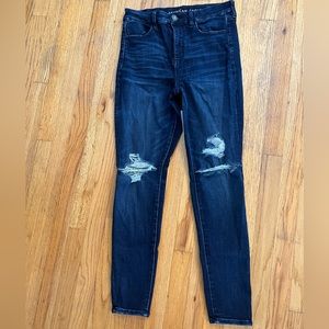 American Eagle | Curvy Hi-Rise Distressed Jegging Size 10 NWOT